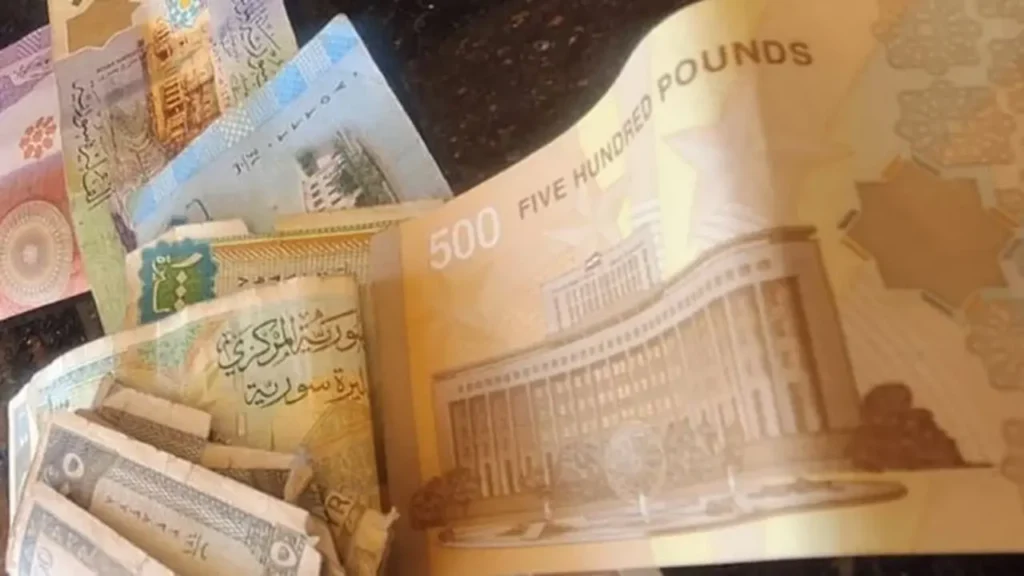 تغيرات أسعار صرف الدولار واليورو والذهب أمام الليرة السورية يوم الاثنين